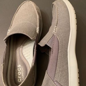 Comfortable & Lightweight Crocs